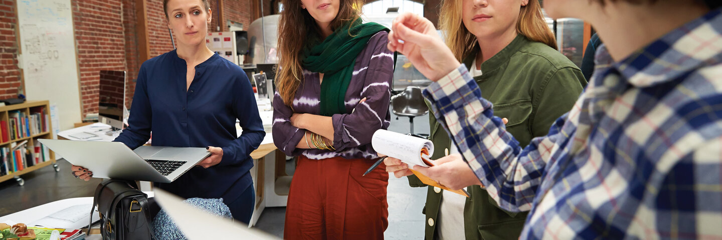 design-4-advanced-design-practice-desmax479-6p